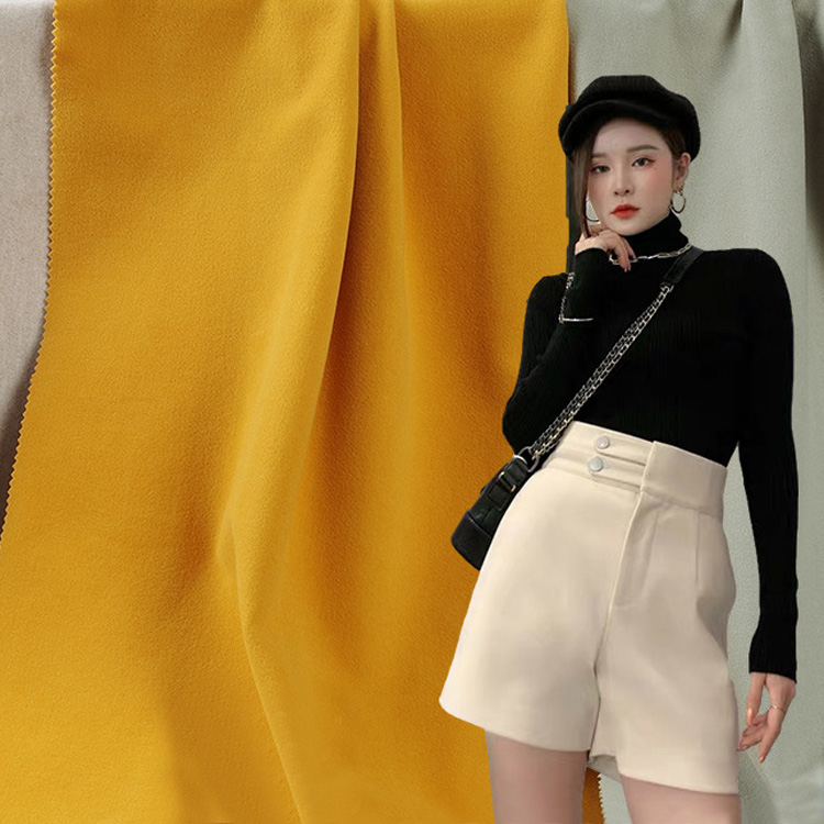 Чому сорочкова тканина середньої щільності вовняна тканина є розумним вибором для якісного одягу?